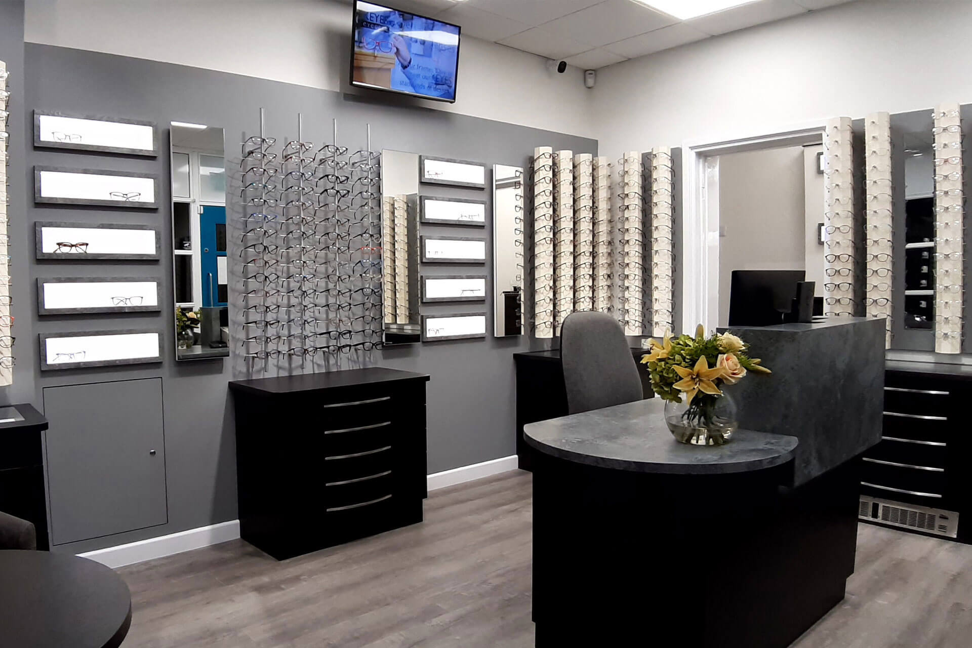 Welcome to King and Wood Opticians' Patients! Header Image